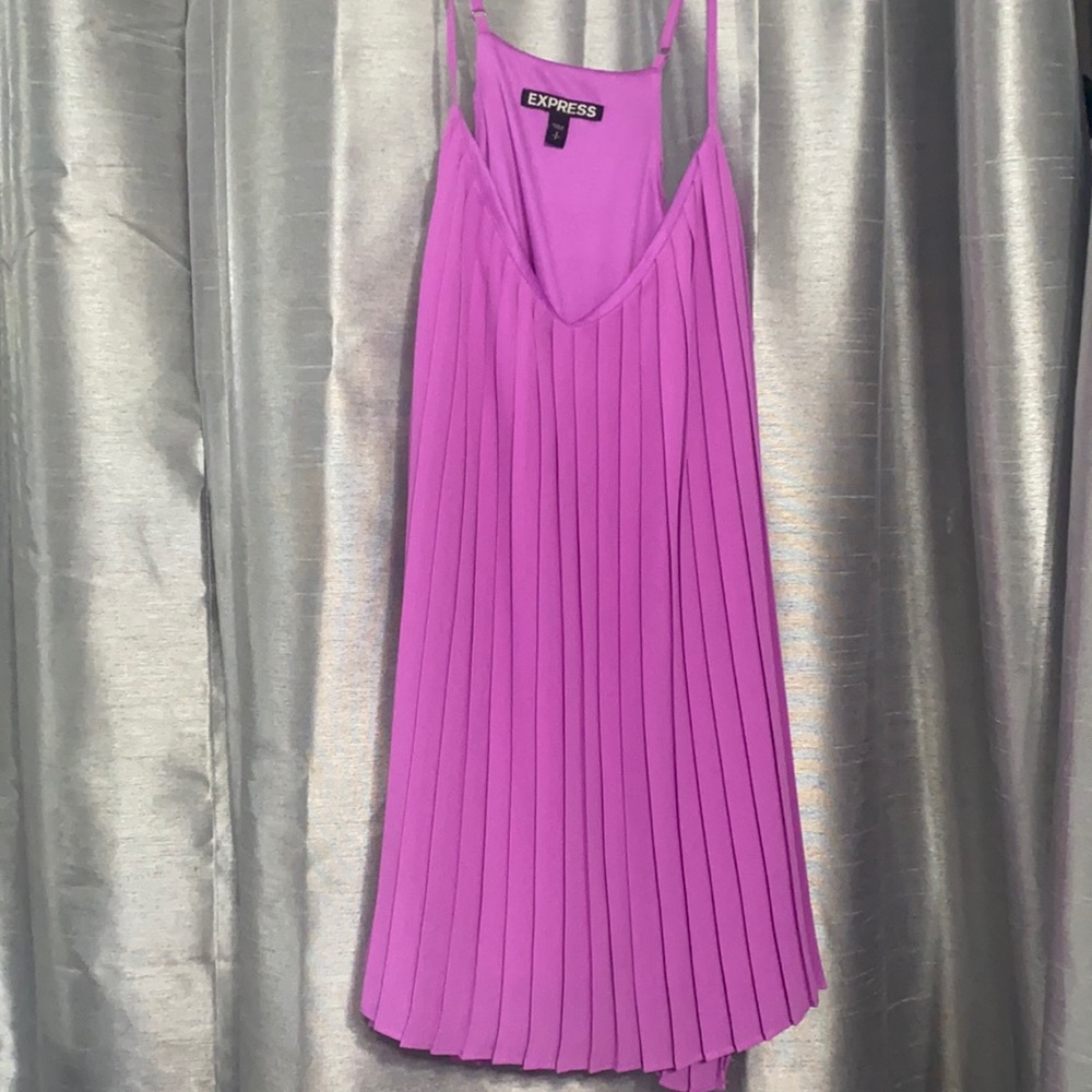 Express fuchsia accordion pleated blouse